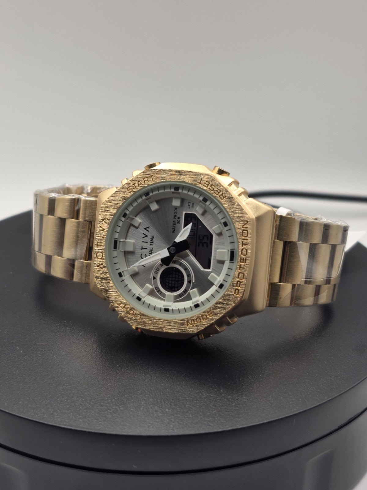 Activa by Invicta ACWM423-008 Analog Digital Unisex Watch 45.5mm Gold Tone NIB - Image 3
